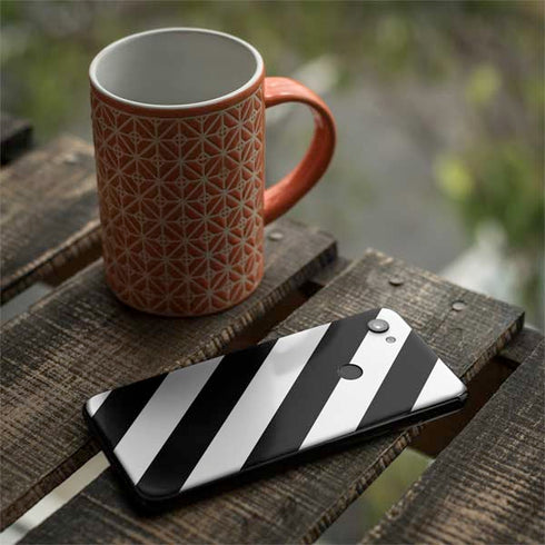 Black and White Geometric Stripes Google Pixel 3a XL Skin
